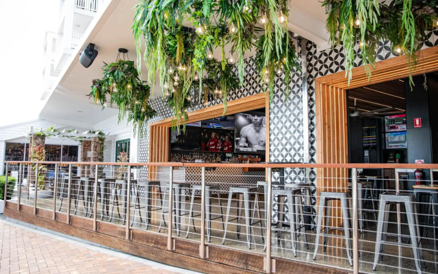 Airlie Beach Hotel