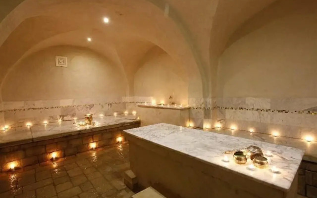 Regency Tunis Hotel