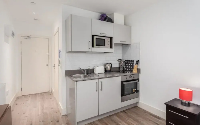 Studio Apartment  Central London