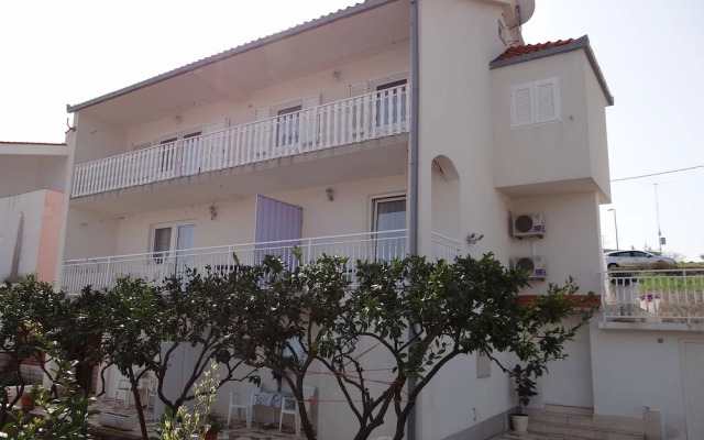 Tomislav - 120 m From Beach - A1