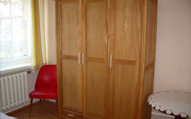 to the Beach Modern Retreat