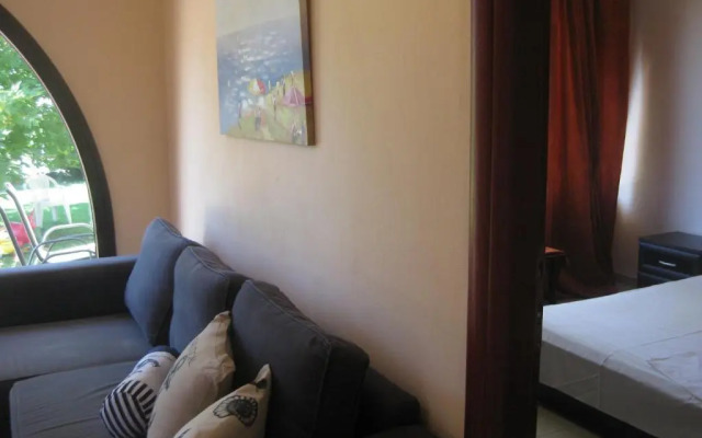 Nautica Bay Apartments