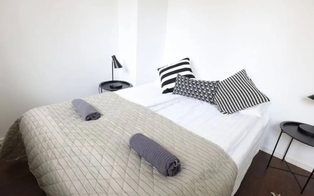 2ndhomes Bright 1BR Home in Kamppi