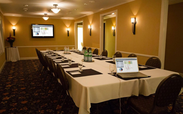 Best Western Plus Columbia River Hotel