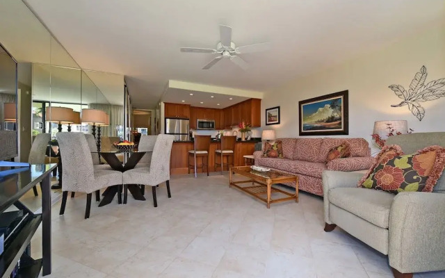 Papakea #e207 1 Bedroom Condo by RedAwning