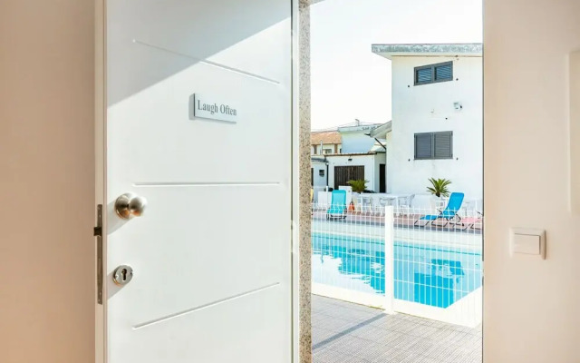 Live Laugh Love Beach Guest Home with AC