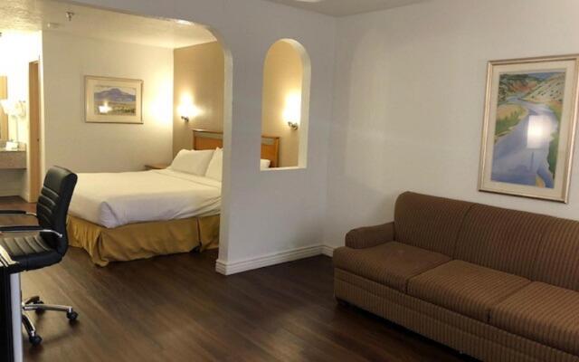 SureStay Plus Hotel by Best Western Albuquerque I40 Eubanks