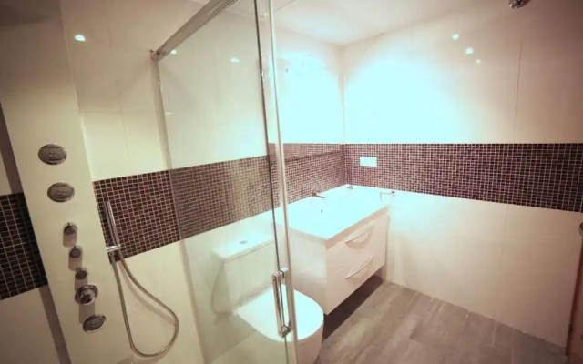 Villa in Lloret de Mar - 104833