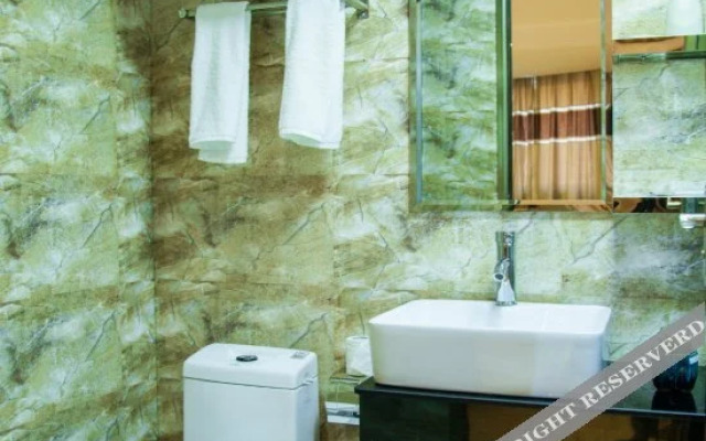 Youjian Qiaoting Wenlv Hotel