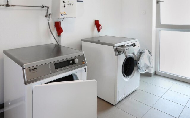 Apartment Hotel 37
