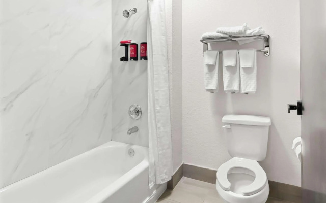 SureStay by Best Western Groves