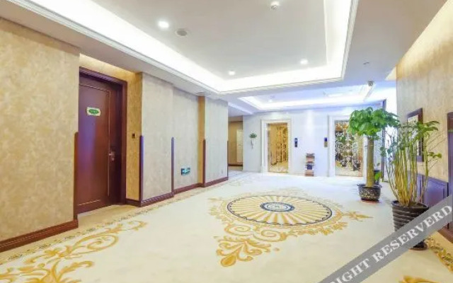 Vienna 3 Best Hotel (Wuchang)