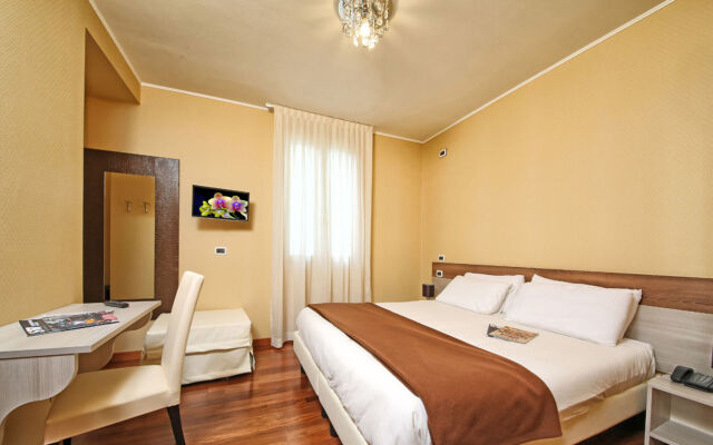Gardone Palace Hotel