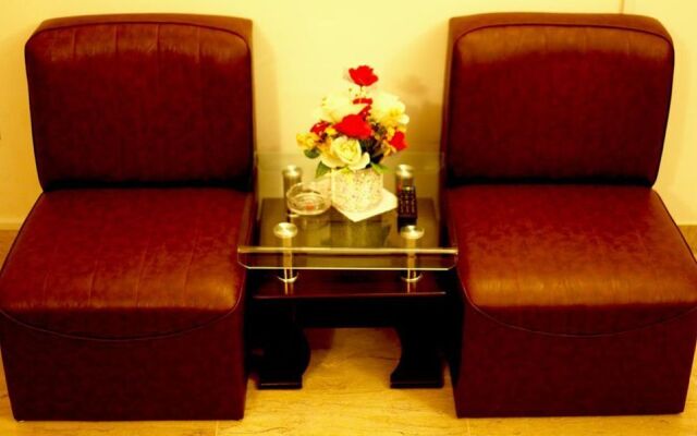 Elegant Palace Guest House