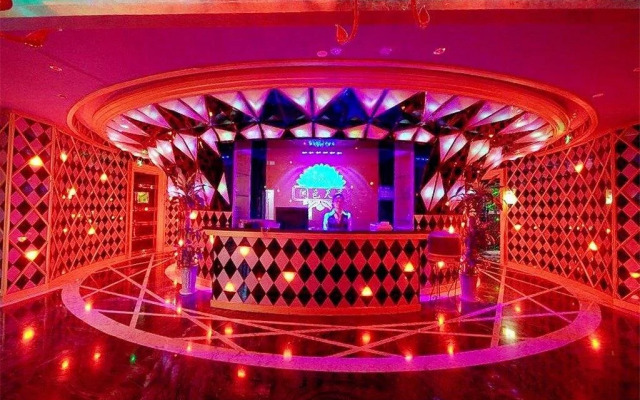 Gezhouba Hotel