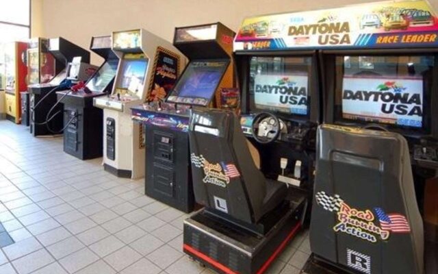 American Inn & Suites Waterford