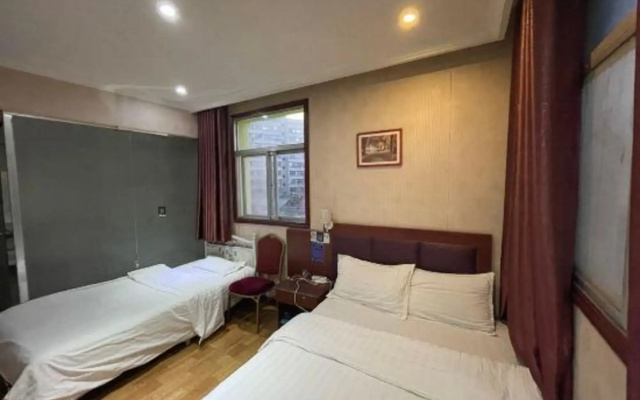Binyue Hotel
