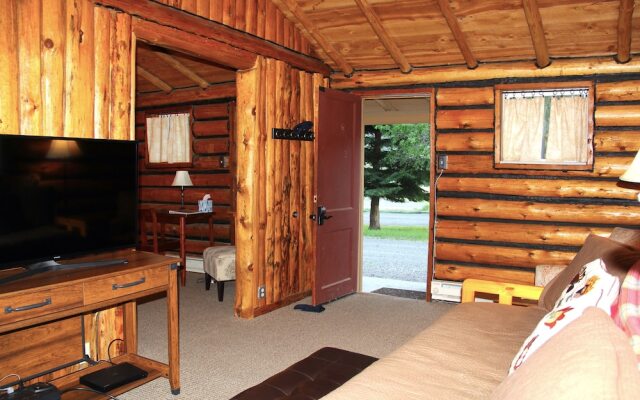 Yellowstone Hot Spring Cabins