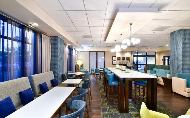 Hampton Inn Tucson-Airport