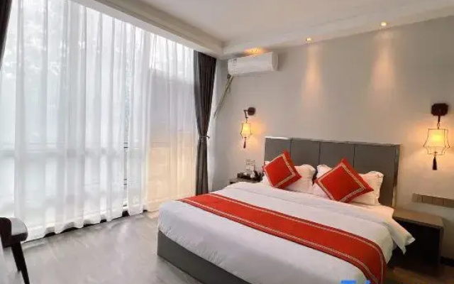 Yijia Xinyue Hotel