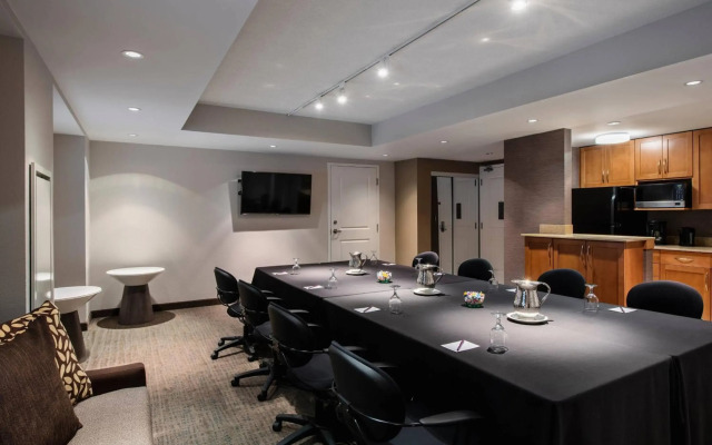 Residence Inn by Marriott Kingston Water's Edge