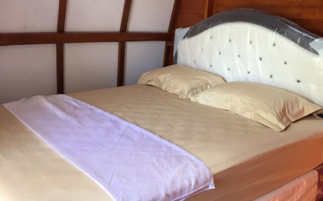 Raffles Inn Labuan Bajo