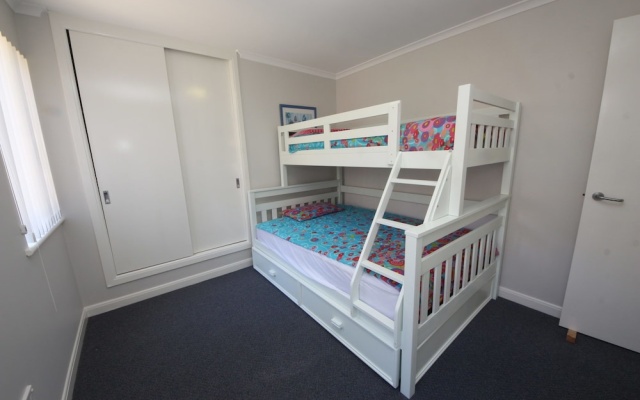 Ocean Shores Unit  11 at South West Rocks – Guest Rooms – South West Rocks