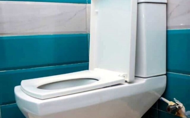 Ivon Suites