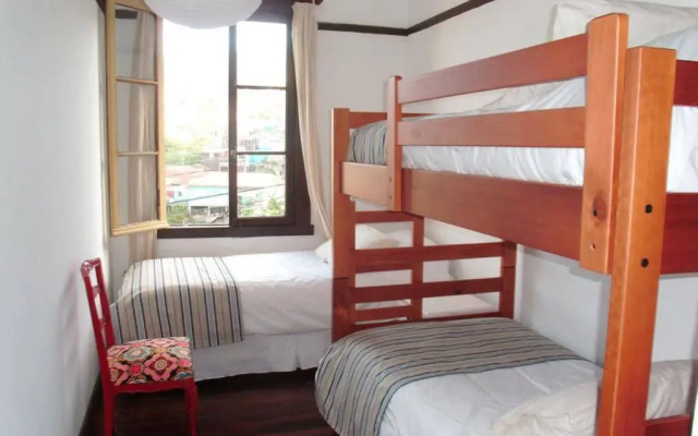 Hostal Escalera al Puerto