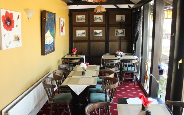 The Crown Lodge and Restaurant