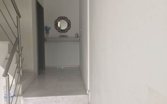 Alexiou Apartments Blue