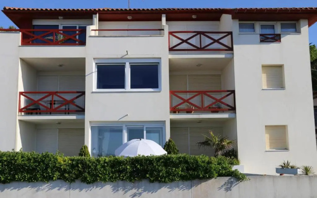Hendaye Beach Studio, front de mer avec parking privé