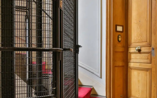 Secret Villiers I Stylish 2 Bed Apt in Villiers