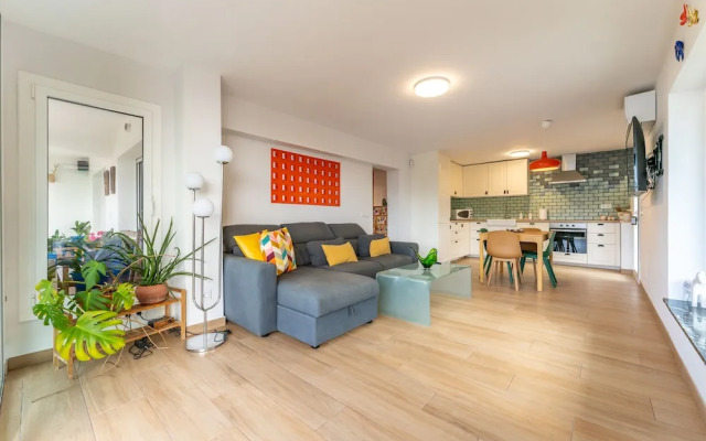 Designer Luxury Two Bedroom Apartment