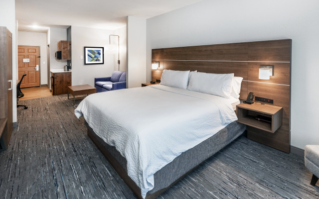 Holiday Inn Express & Suites Tulsa S Broken Arrow Hwy 51 by IHG