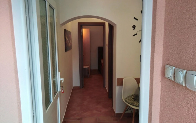 Martiva Apartment With Terrace
