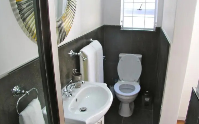 Lazy Days Apartments - Cape Town