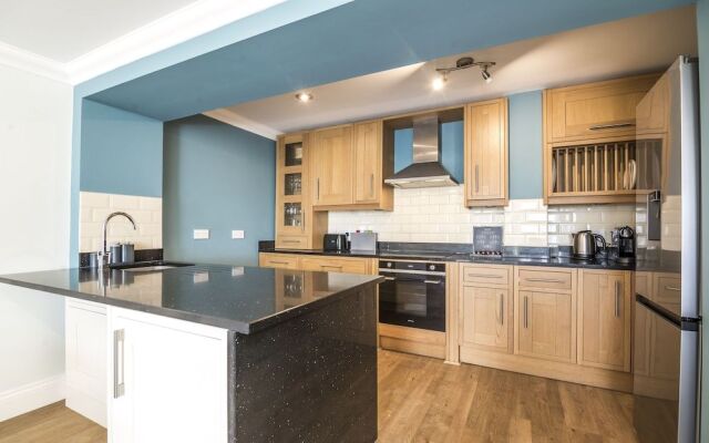 Bryn Y Mor - 2 Bedroom Apartment - Tenby