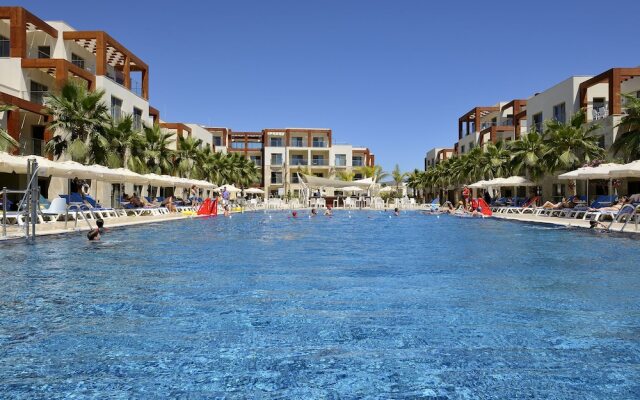 La Local Suites & Spa