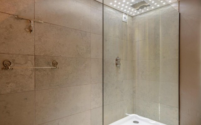 Amazing Home in Wijtschate With 3 Bedrooms and Wifi