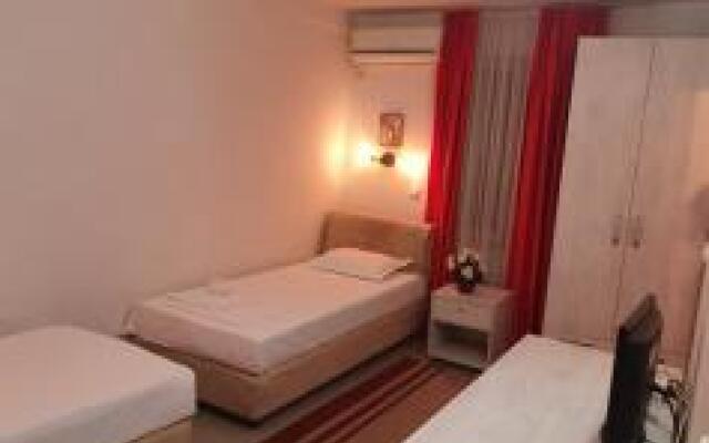 Guesthouse Evro Set