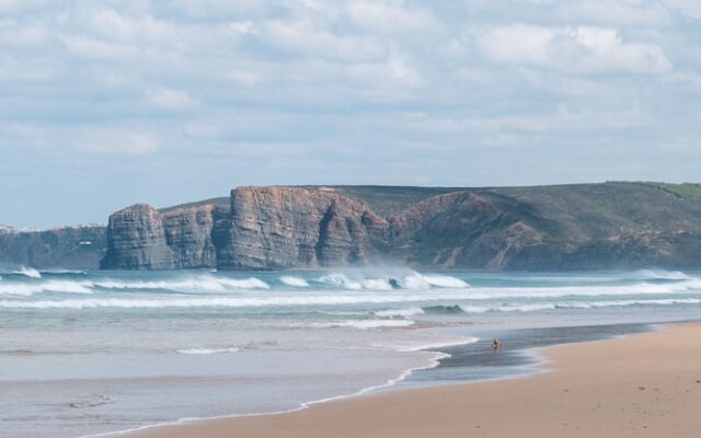 Beautiful 2-bed House in Lagoa Torrinha, Algarve