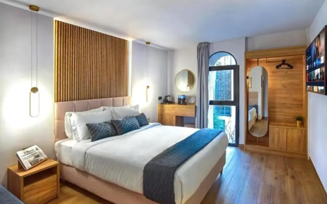CITYLUXE Suites & Rooms