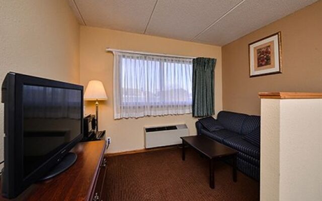 Quality Inn and Suites Beaver Dam