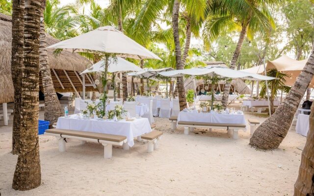 Ile Des Deux Cocos (LUX* Resorts & Hotels)