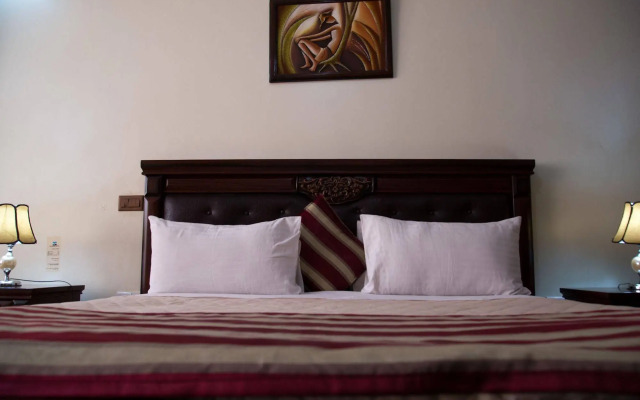Hotel Karisimbi