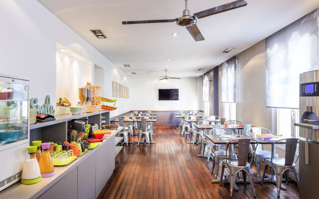 ibis Styles Asnieres Centre Hotel