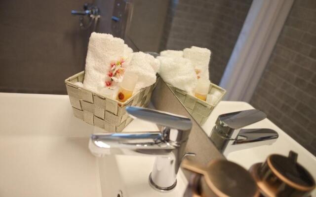 Athens Bounty Garden House 2BR 2BA Free Parking