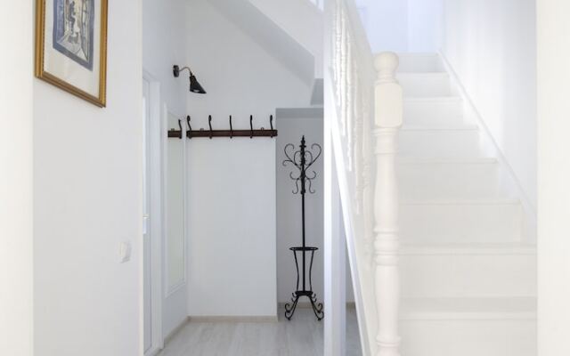 City Of Rivers Kutuzova 2 rooms