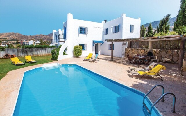 Awesome Home in Pomos With Wifi and 3 Bedrooms